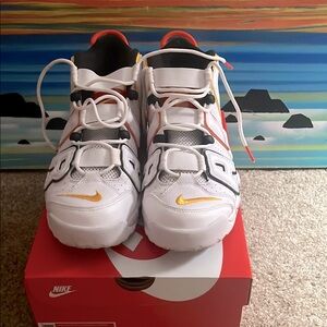 Air Scotty pippens! White orange black yellow⚪️🟠⚫️🟡